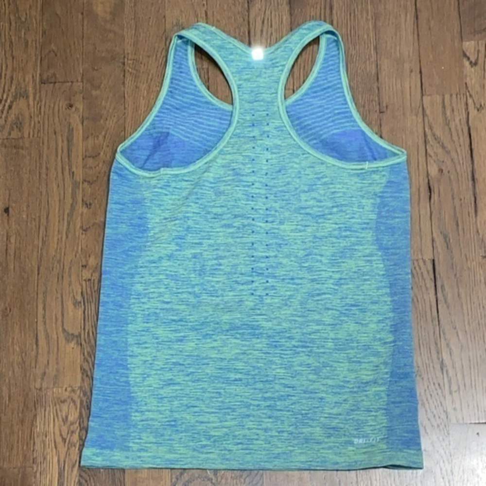 NEW Nike Spacedye Racerback Tank Top - Picture 6 of 6